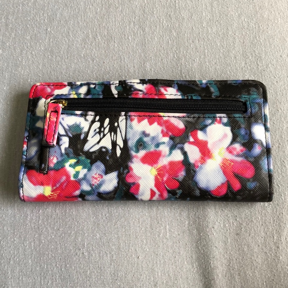 Wallet - Picture 2 of 3